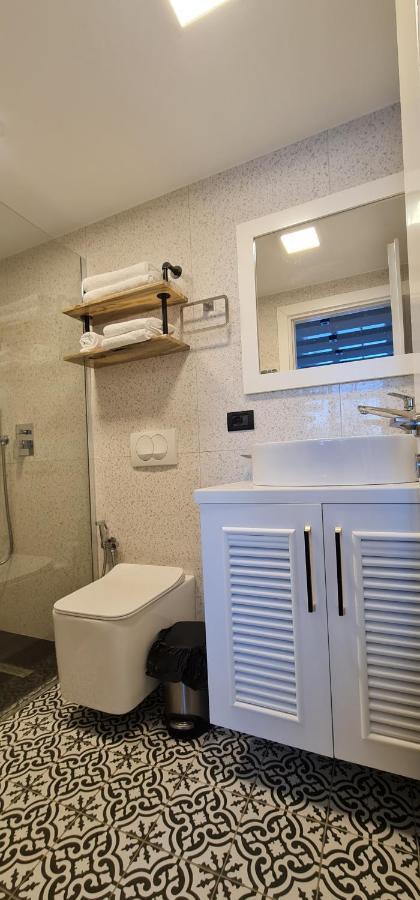 Hotel Bujtina Gjyshi Ilo Tushemisht Zewnętrze zdjęcie