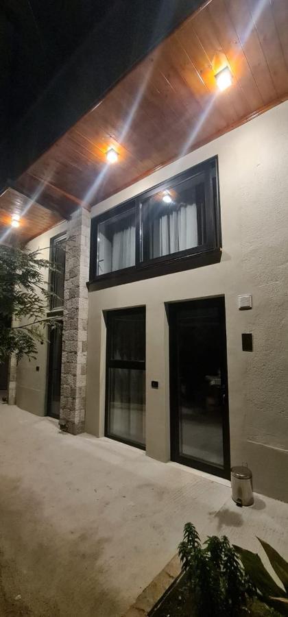 Hotel Bujtina Gjyshi Ilo Tushemisht Zewnętrze zdjęcie