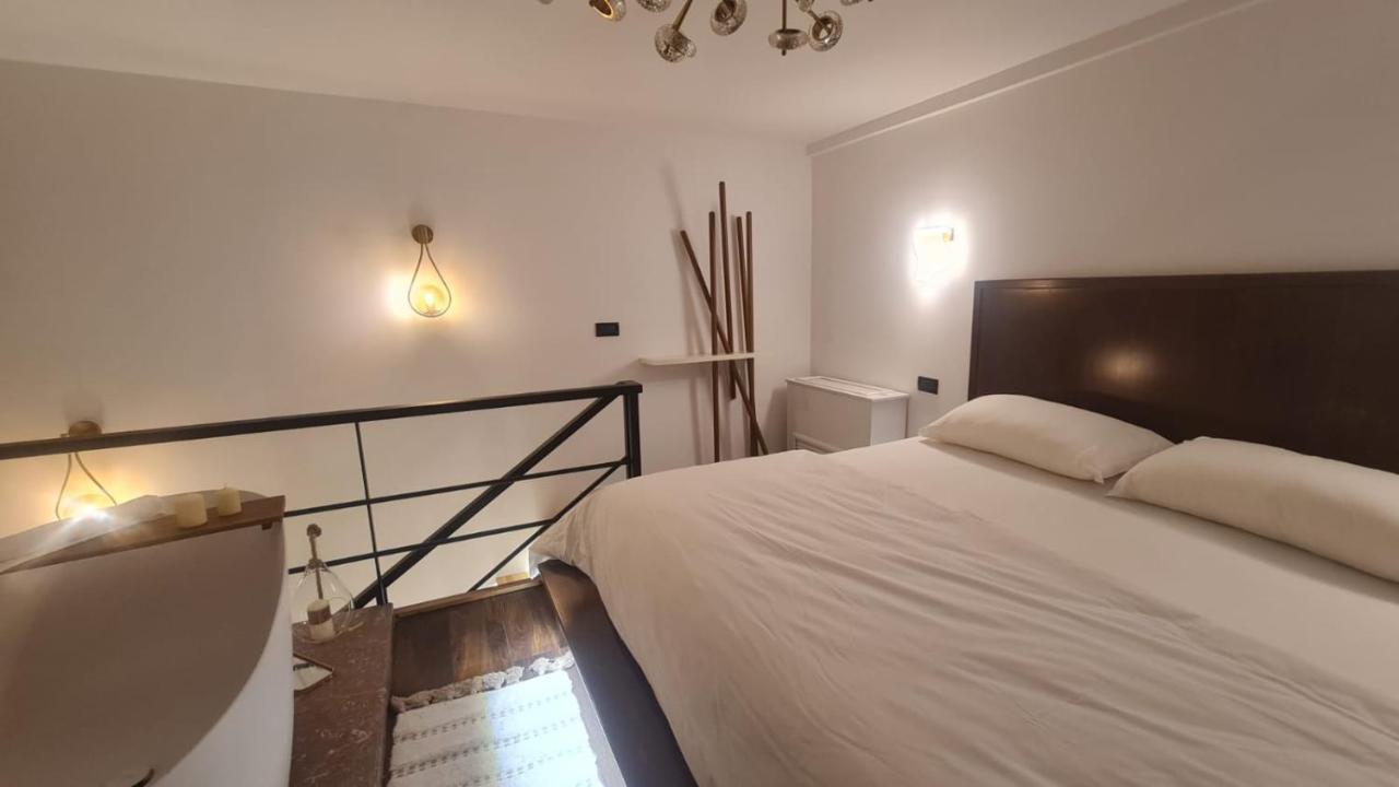 Hotel Bujtina Gjyshi Ilo Tushemisht Zewnętrze zdjęcie