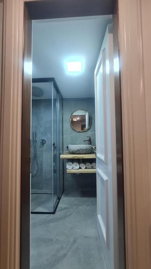 Hotel Bujtina Gjyshi Ilo Tushemisht Zewnętrze zdjęcie